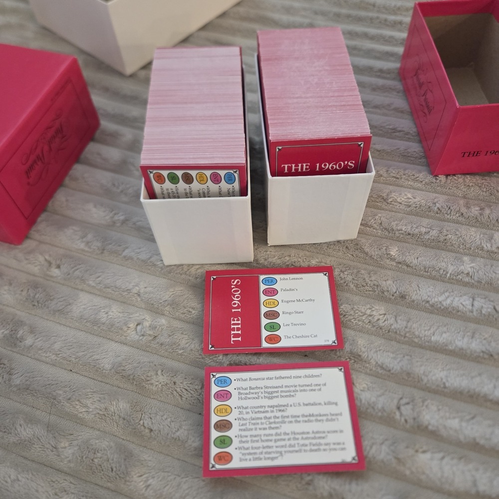 Vintage Trivial Pursuit The 1960's Card Set 1960s Expansion Parker Brothers Box - Picture 5 of 6